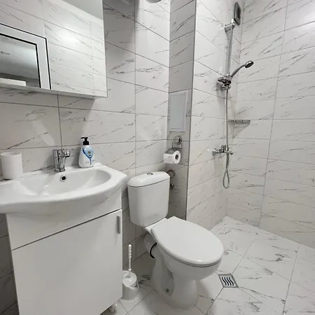 Santorini Modern And Cosy Near Unss And Nsa W Wifi *