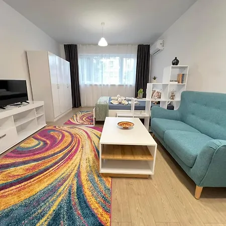 Apartment Santorini Modern And Cosy Near Unss And Nsa W Wifi