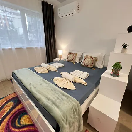 Santorini Modern And Cosy Near Unss And Nsa W Wifi *